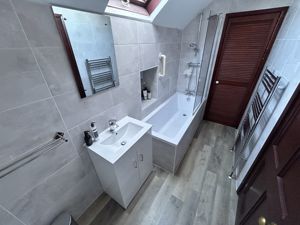 Photo 31- click for photo gallery